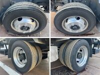 日野デュトロクレーン4段小型（2t・3t）[写真25]