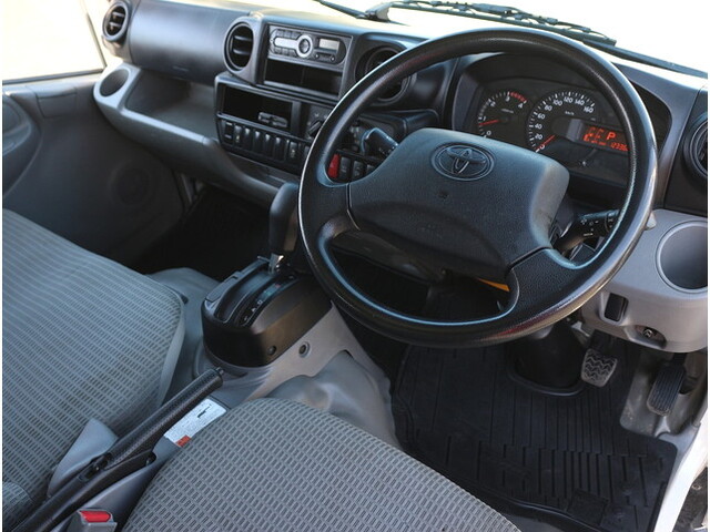 トヨタダイナ平ボディ小型（2t・3t）[写真20]