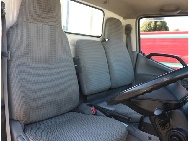 トヨタダイナ平ボディ小型（2t・3t）[写真22]