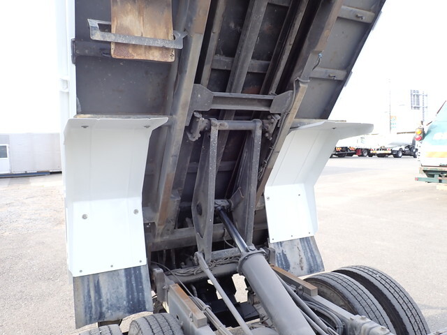 日野デュトロローダーダンプ小型（2t・3t）[写真11]