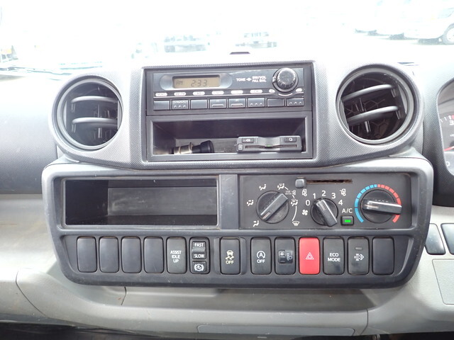 日野デュトロローダーダンプ小型（2t・3t）[写真27]