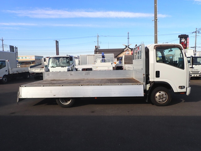 いすゞエルフアルミブロック小型（2t・3t）[写真11]