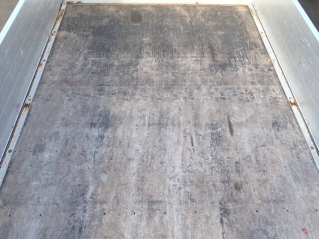 いすゞエルフアルミブロック小型（2t・3t）[写真16]