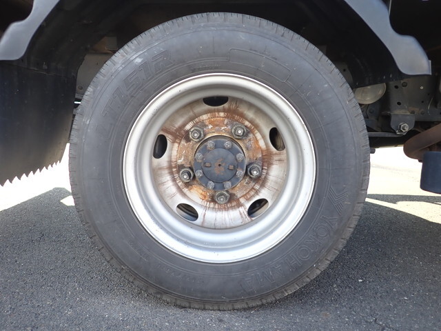 いすゞエルフアルミブロック小型（2t・3t）[写真25]