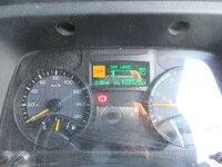 三菱ふそうキャンター平ボディ小型（2t・3t）[写真18]