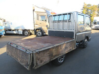 三菱ふそうキャンター平ボディ小型（2t・3t）[写真29]