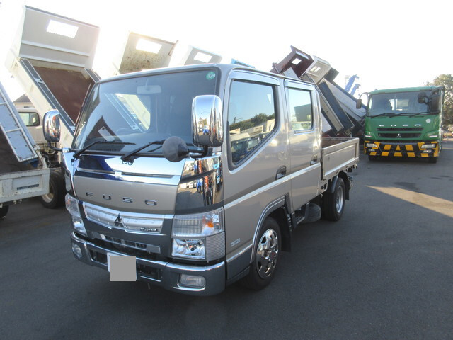 三菱ふそうキャンター平ボディ小型（2t・3t）[写真03]