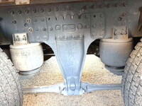 UDトラックスクオン幌車大型（10t）[写真12]