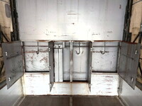 UDトラックスクオン幌車大型（10t）[写真17]