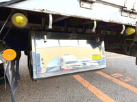 UDトラックスクオン幌車大型（10t）[写真20]