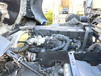 UDトラックスクオン幌車大型（10t）[写真31]