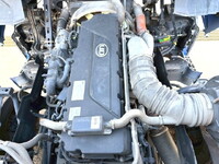 UDトラックスクオン幌車大型（10t）[写真33]