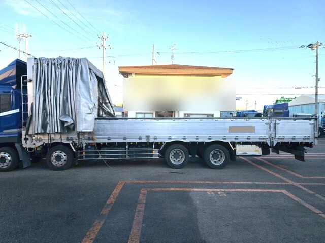 UDトラックスクオン幌車大型（10t）[写真05]