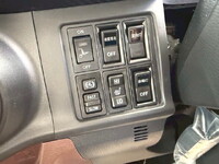 日野レンジャー冷凍車（冷蔵車）中型（4t）[写真23]