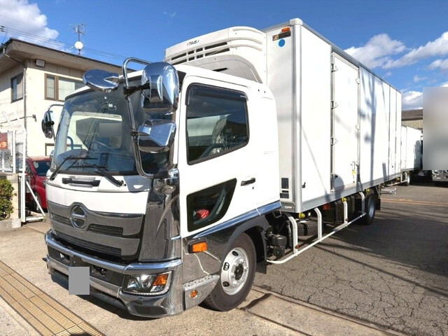 日野レンジャー冷凍車（冷蔵車）中型（4t）[写真03]