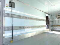 日野レンジャー冷凍車（冷蔵車）中型（4t）[写真10]