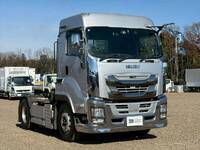 いすゞギガトレーラーヘッド（トラクターヘッド）大型（10t）[写真01]