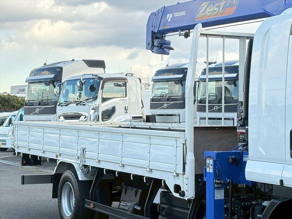 いすゞフォワードクレーン4段中型（4t）[写真05]