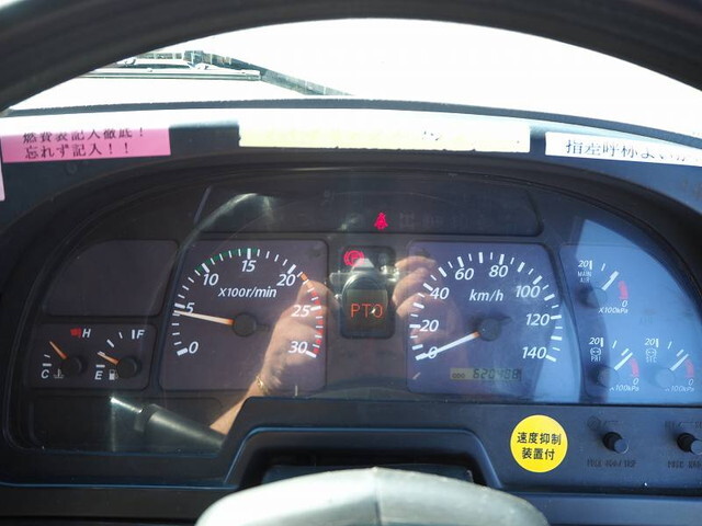 いすゞギガコンテナ専用車大型（10t）[写真38]