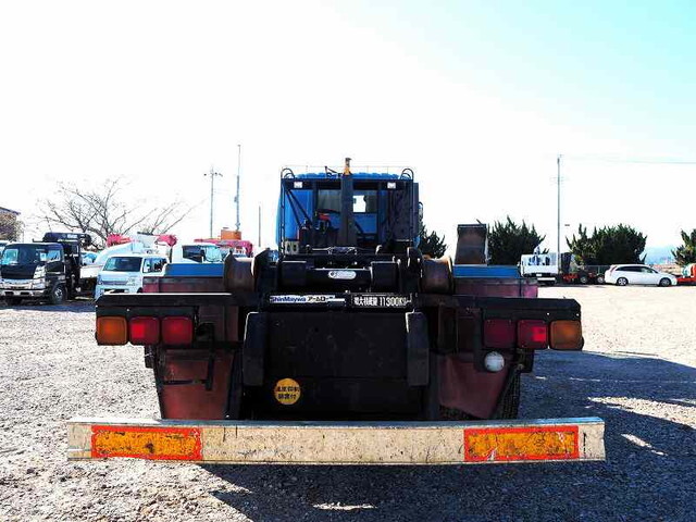 いすゞギガコンテナ専用車大型（10t）[写真06]