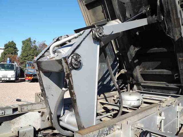 三菱ふそうファイターダンプ増トン（6t・8t）[写真27]