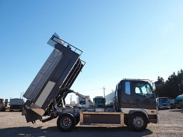 三菱ふそうファイターダンプ増トン（6t・8t）[写真08]