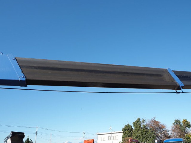 いすゞエルフクレーン4段小型（2t・3t）[写真15]