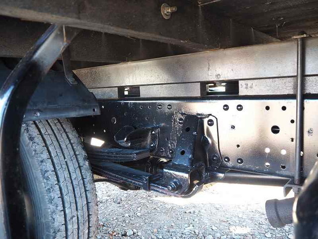 いすゞエルフクレーン4段小型（2t・3t）[写真25]