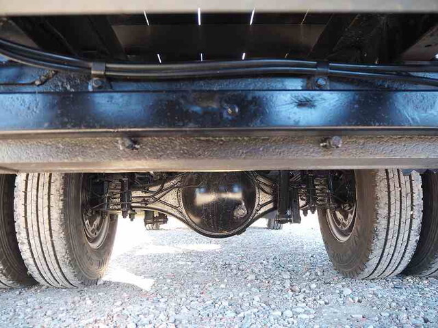 いすゞエルフクレーン4段小型（2t・3t）[写真27]