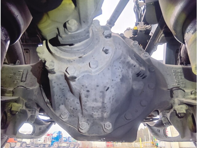 日野プロフィアトレーラーヘッド（トラクターヘッド）大型（10t）[写真16]