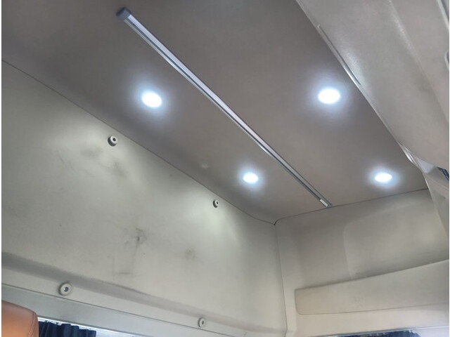 日野プロフィアトレーラーヘッド（トラクターヘッド）大型（10t）[写真23]