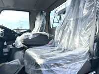 三菱ふそうファイターコンテナ専用車中型（4t）[写真16]