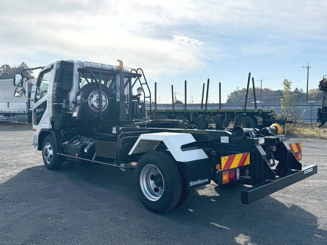 三菱ふそうファイターコンテナ専用車中型（4t）[写真02]