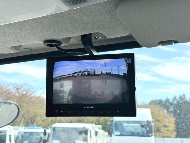 三菱ふそうファイターコンテナ専用車中型（4t）[写真38]