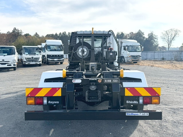 三菱ふそうファイターコンテナ専用車中型（4t）[写真06]