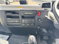 三菱ふそうファイターコンテナ専用車中型（4t）[写真08]