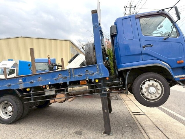 三菱ふそうファイターセルフローダー増トン（6t・8t）[写真12]