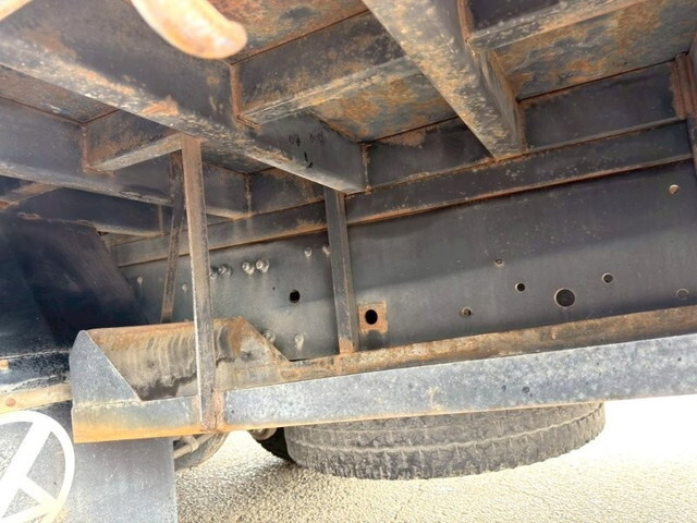 三菱ふそうファイターセルフローダー増トン（6t・8t）[写真17]