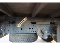 いすゞエルフ平ボディ小型（2t・3t）[写真15]