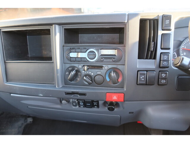 いすゞエルフ平ボディ小型（2t・3t）[写真34]