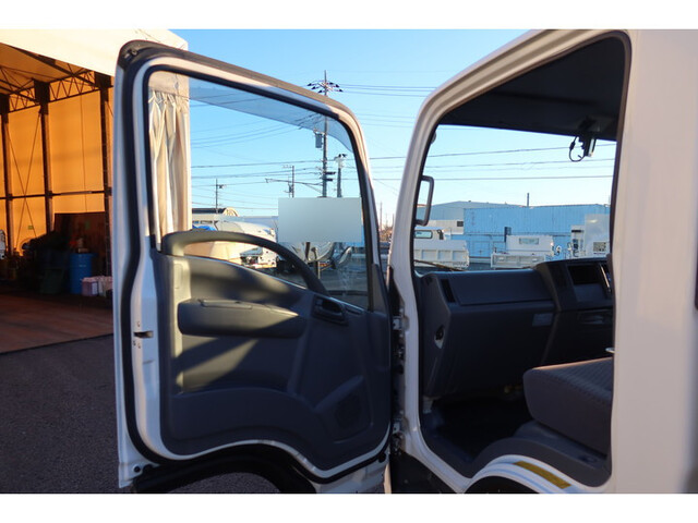 いすゞエルフ平ボディ小型（2t・3t）[写真38]