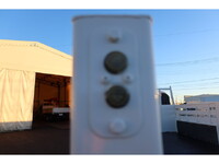 いすゞエルフ平ボディ小型（2t・3t）[写真10]