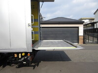 いすゞエルフパネルバン小型（2t・3t）[写真14]