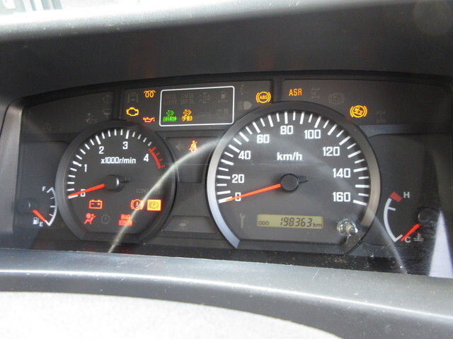 いすゞエルフパネルバン小型（2t・3t）[写真24]