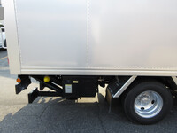 いすゞエルフパネルバン小型（2t・3t）[写真40]