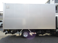 いすゞエルフパネルバン小型（2t・3t）[写真07]