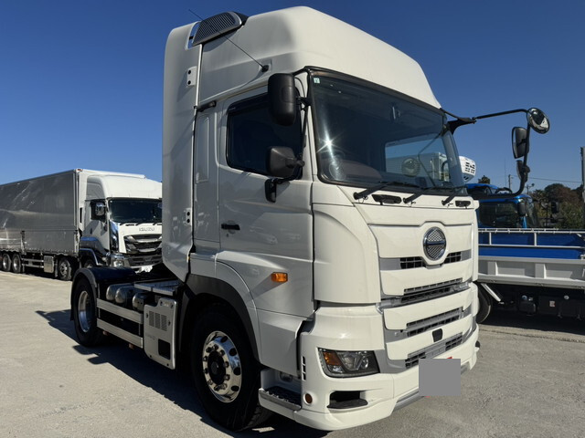 日野プロフィアトレーラーヘッド（トラクターヘッド）大型（10t）[写真01]