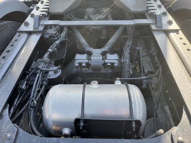 日野プロフィアトレーラーヘッド（トラクターヘッド）大型（10t）[写真22]