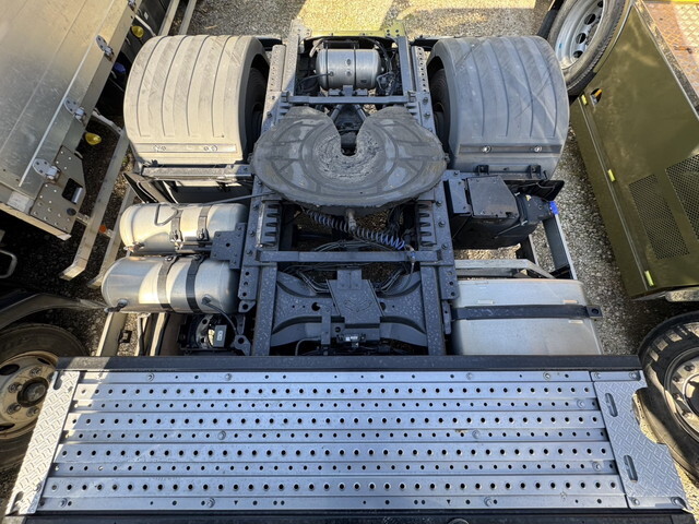 日野プロフィアトレーラーヘッド（トラクターヘッド）大型（10t）[写真27]
