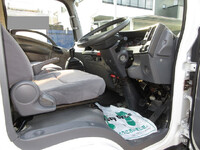 いすゞエルフパネルバン小型（2t・3t）[写真19]